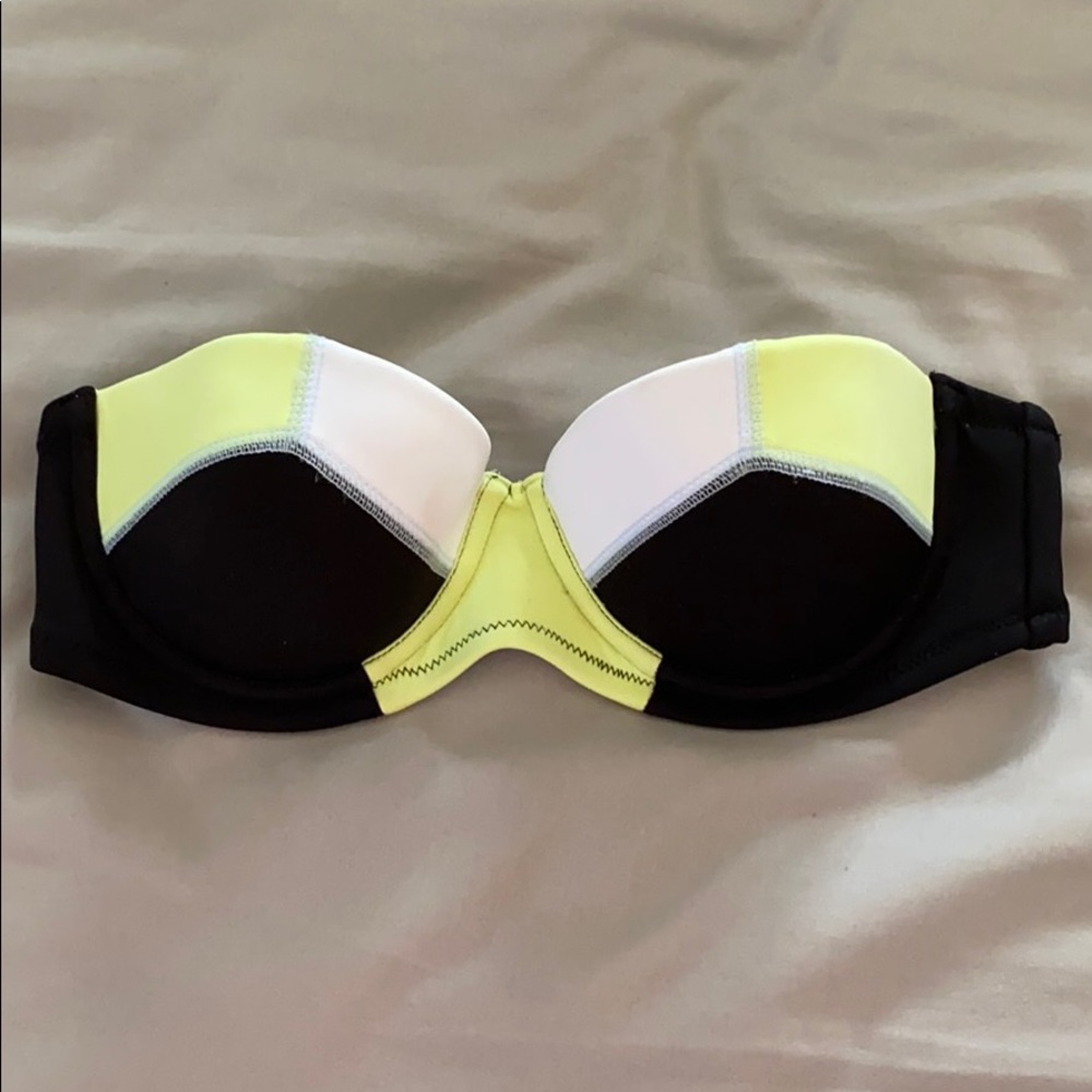 Bikini top